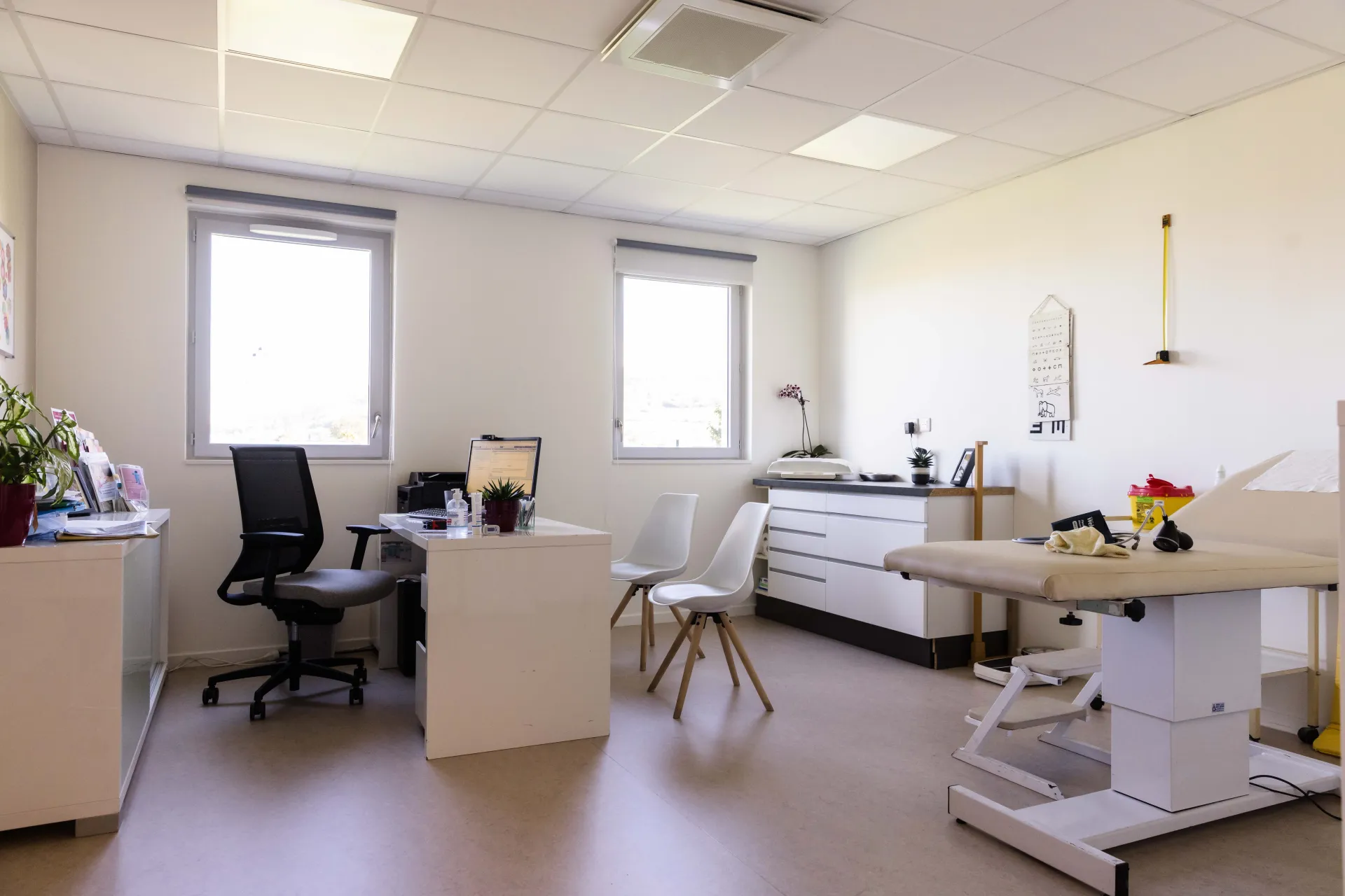 Location vente de locaux pour cabinets médicaux DOUVAINE | Haute-Savoie, Auvergne-Rhône-Alpes